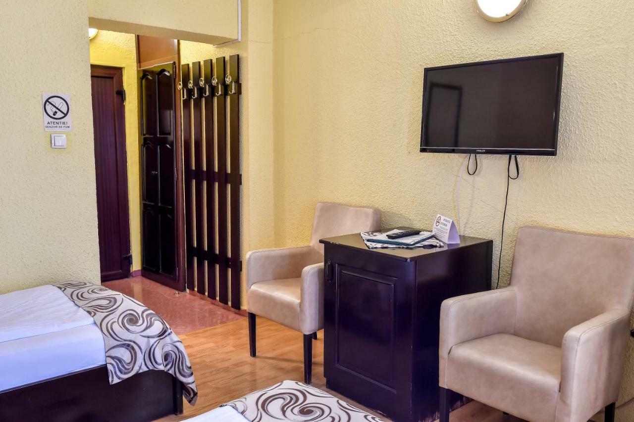 Motel Perla Sigheteana Sighetu Marmaţiei Buitenkant foto