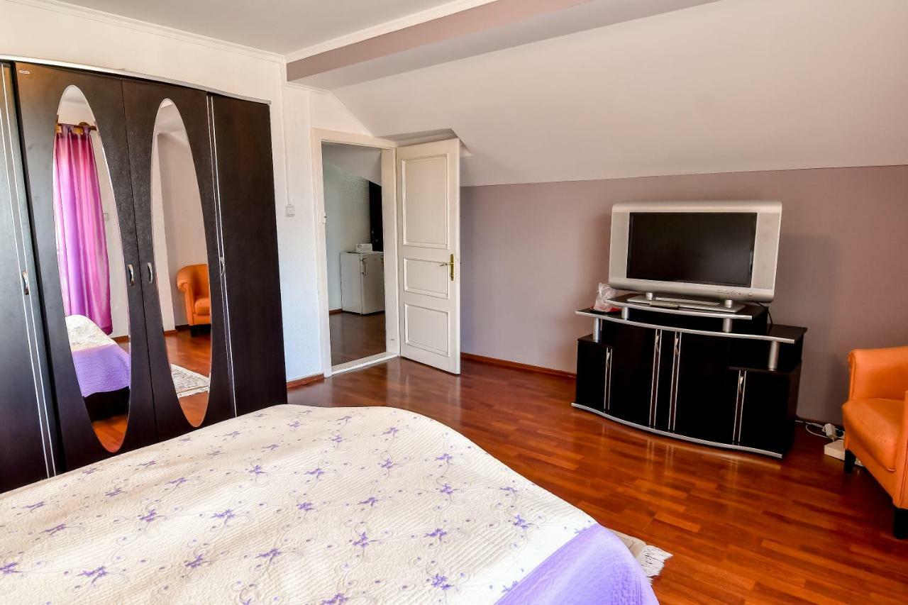 Motel Perla Sigheteana Sighetu Marmaţiei Buitenkant foto